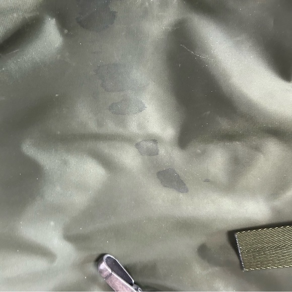 Athleta large travel duffle carry-on bag handles shoulder strap suitcase attach - Picture 13 of 16